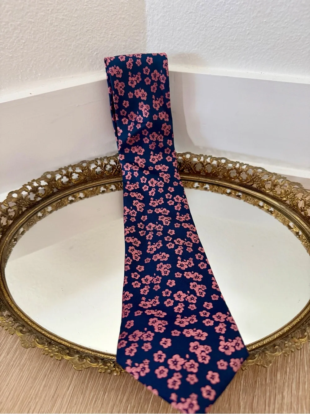 Michael Michael Kors Men’s 100% Silk Tie Navy Pink Floral Print